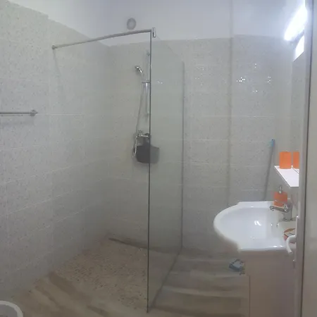 Spital Fundeni Apartmán *